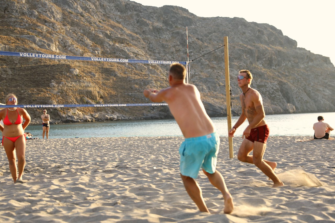 Ein Tag im Beachvolleyball-Camp: Zwischen Training, Strand und Sonnenuntergang